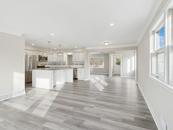 5th image of 2029 Morgan Ave