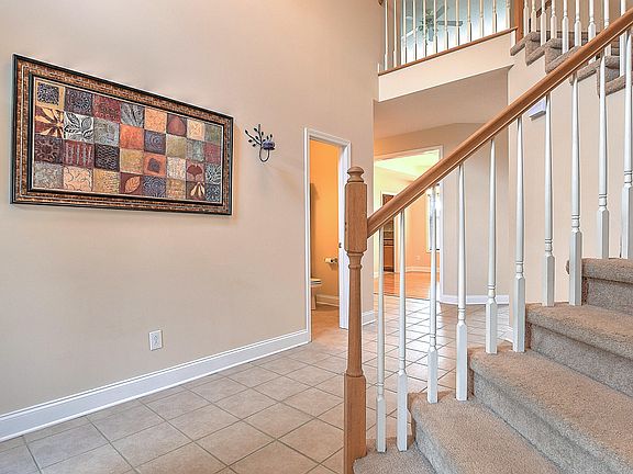 5th image of 178 Royal Oaks Dr