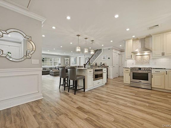 4th image of 45 Cottonwood Lane