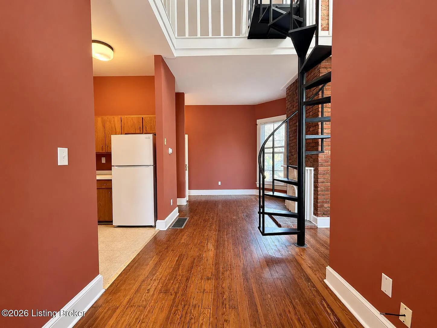 2 bed, 1.0 bath, 950 sqft, $1,095 — Photo 3