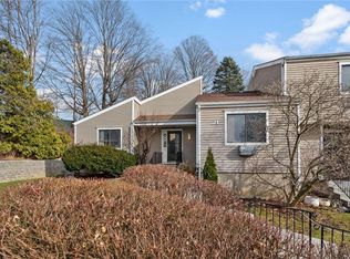 21 Brewster Woods Dr, Brewster, NY 10509