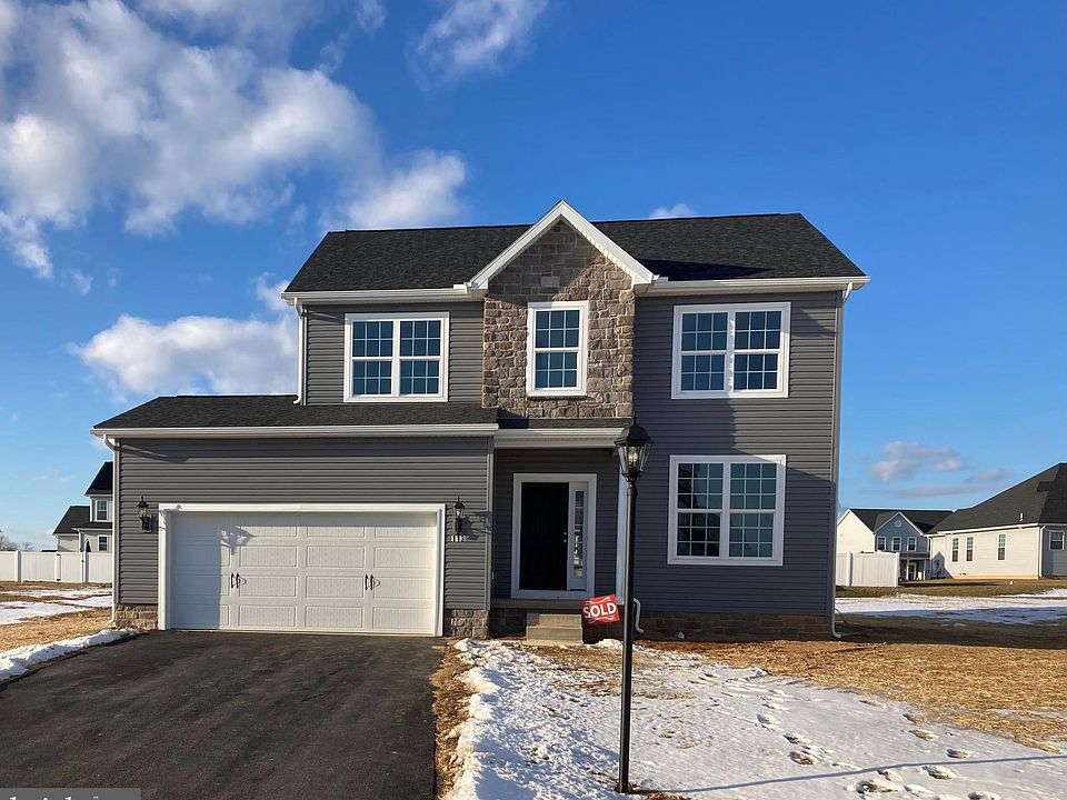 1st image of 113 Stonewicke Dr #95