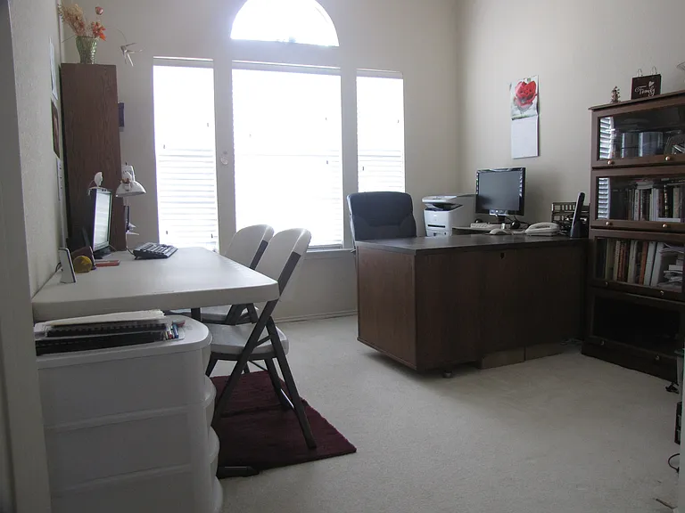 Office or 4th bedroom