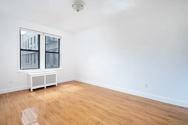 Sold by Compass | media 6