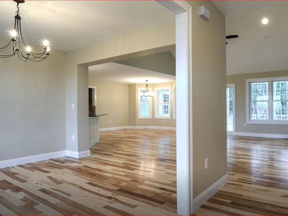 5th image of 42 Garden Hill Drive #208-033-12