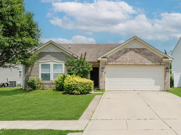 3183 Hemlock St, Whiteland, IN 46184