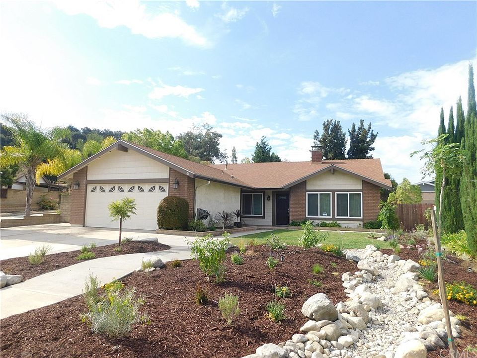 1st image of 23662 Meandering Creek Dr