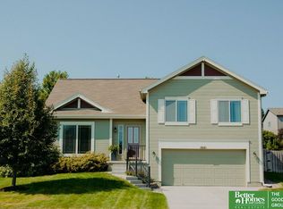 5014 N 161st St, Omaha, NE 68116