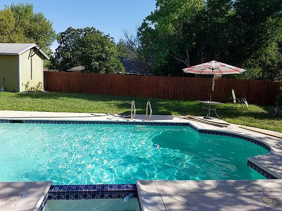 4th image of 2609 Highland Ct