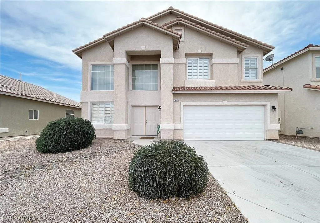 4 bed, 2.5 bath, 2523 sqft, $2,995 — Photo 1