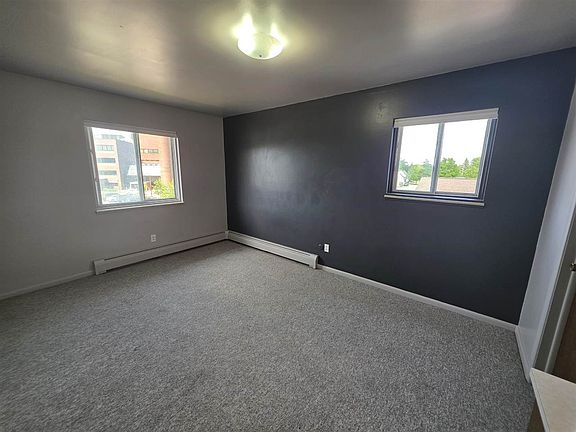 4th image of 709 Jackson St APT 11