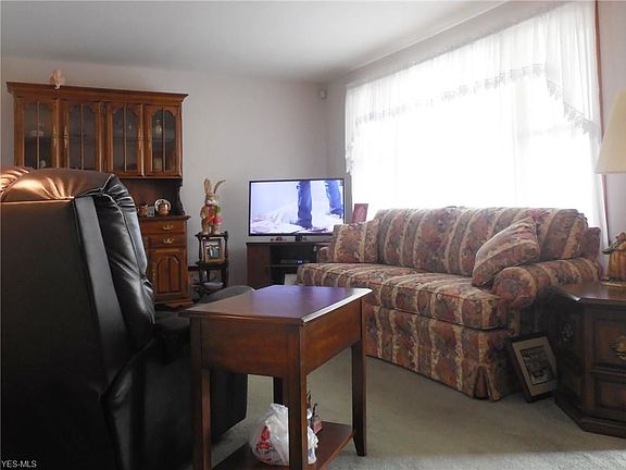 5th image of 1661 Chattanooga Ave