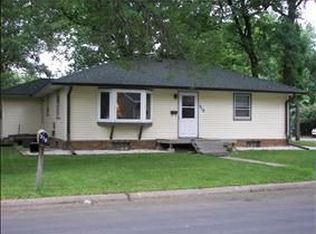 319 4th St NW, Forest Lake, MN 55025