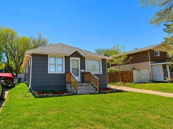 529 20th STREET E, Prince Albert, SK S6V 1L4