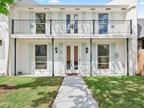 2 Courtyard Cir, Lafayette, LA 70508