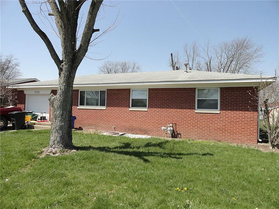 2nd image of 1722 Hawthorne Dr