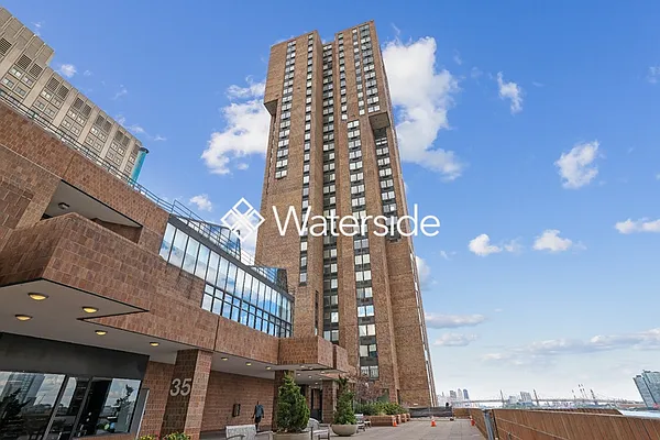 Rented by Brookfield (Funnel) | media 12