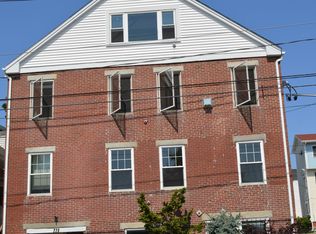225 York St APT 4, Portland, ME 04102