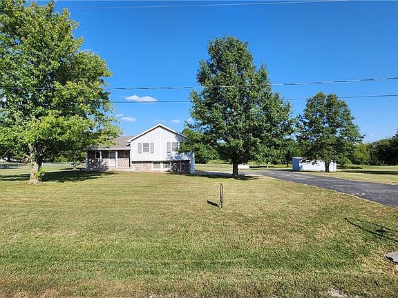 3rd image of 20405 S Cottonwood Dr