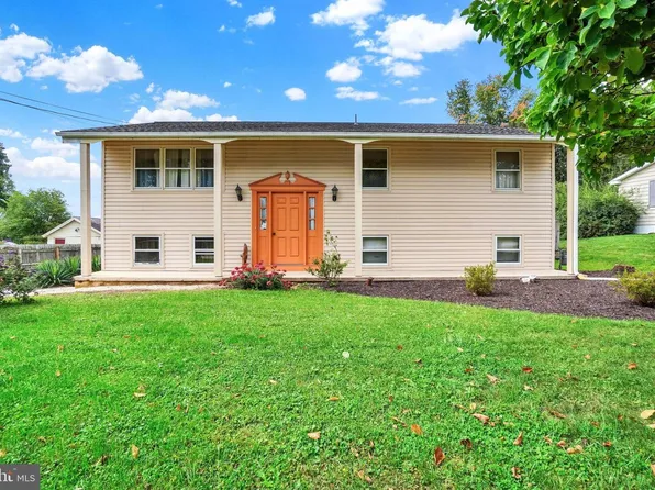 2140 Derry Rd, York, PA 17408