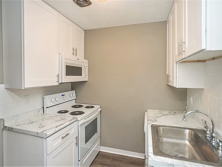 76 W Bagley Rd — Photo 34