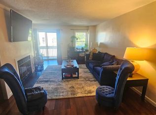 140 Kane St APT C2, West Hartford, CT 06119