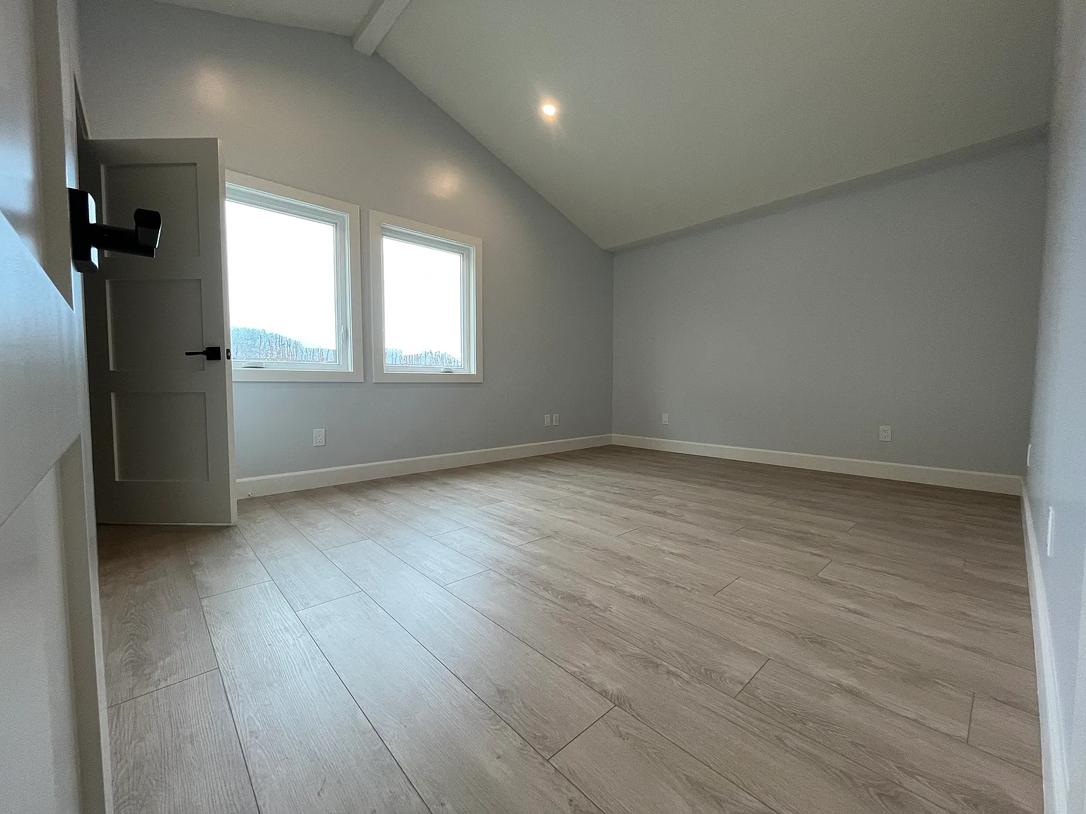 1 bed, 700 sqft, $3,000 — Photo 4