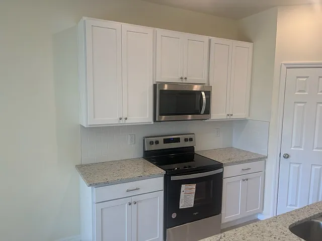 120 Homer Avenue South - 1 — Photo 4