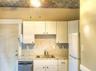 1282 Gladys Ave, Lakewood, OH 44107