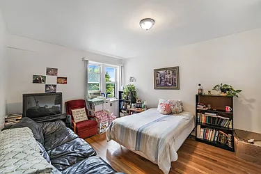 Sold by NextDoor Realty