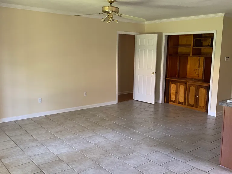 4708 Herrmann St — Photo 8