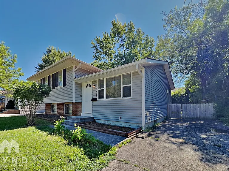 2270 Cardston Dr — Photo 15