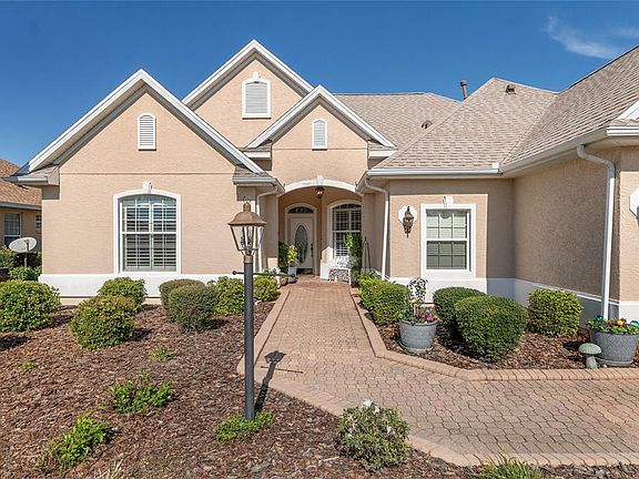 3rd image of 8391 SW 84th Loop