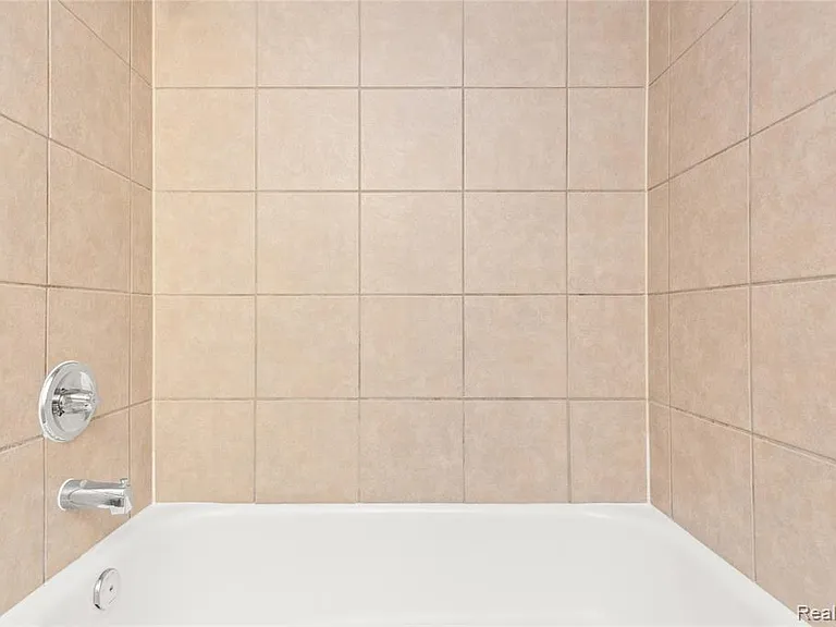 1001 W Jefferson Ave #7G — Photo 29