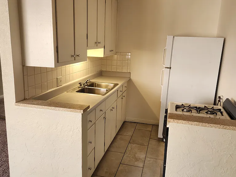 The Franklin Roosevelt Apartments — Photo 13