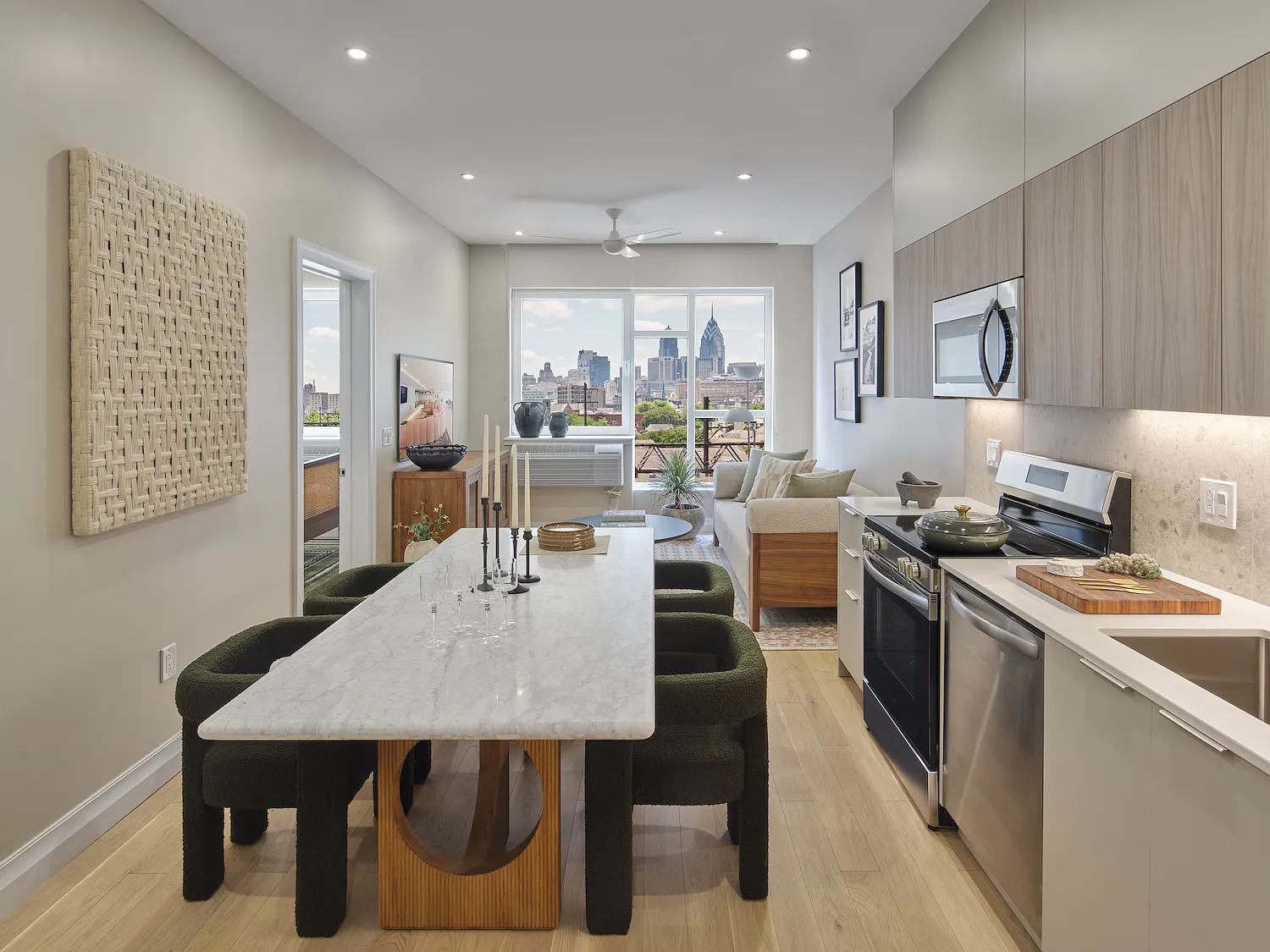 1 bed, 744 sqft, $2,545 — Photo 1