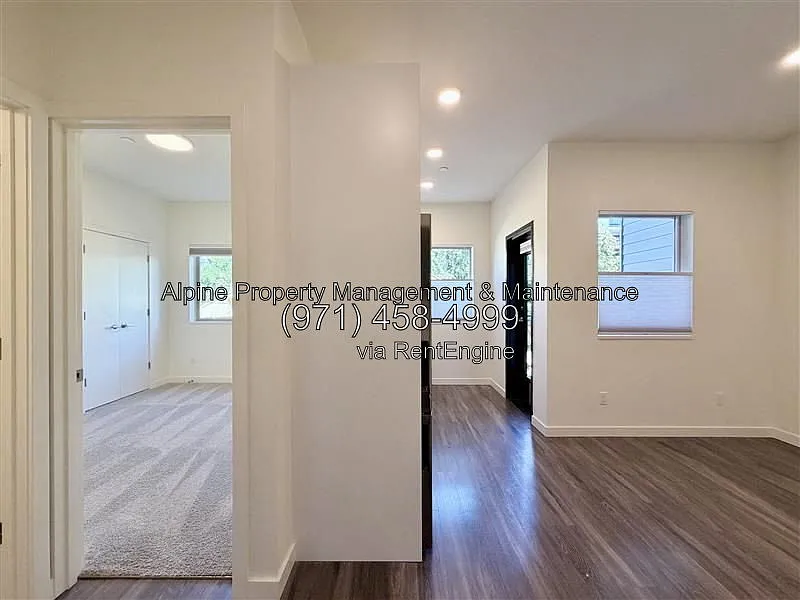 1 bed, 1.0 bath, 458 sqft, $1,095 — Photo 2