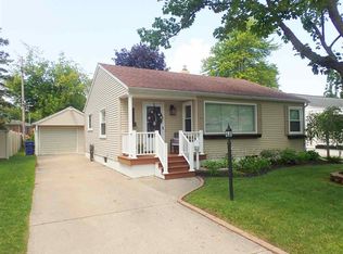 506 S Hampton St, Bay City, MI 48708