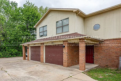 686 W Martha Dr Photo 1