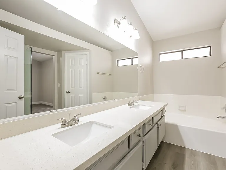 1330 White Dr — Photo 11