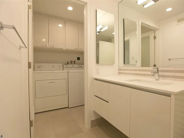 2700 Atlantic Ave #602 — Photo 6