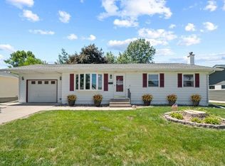 2770 Northview Dr, Marion, IA 52302