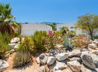 2723 N Junipero Ave, Palm Springs, CA 92262