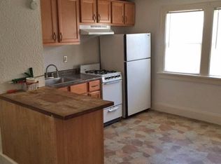 1683 N Franklin Pl APT 6, Milwaukee, WI 53202
