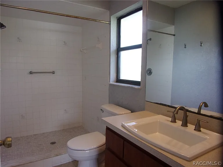 721 S Apopka Ave — Photo 15