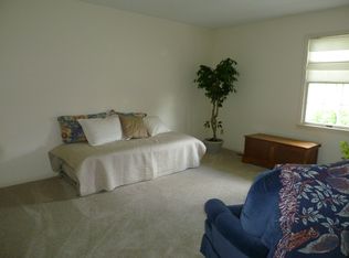 23 Olde Orchard Dr, Perrysburg, OH 43551