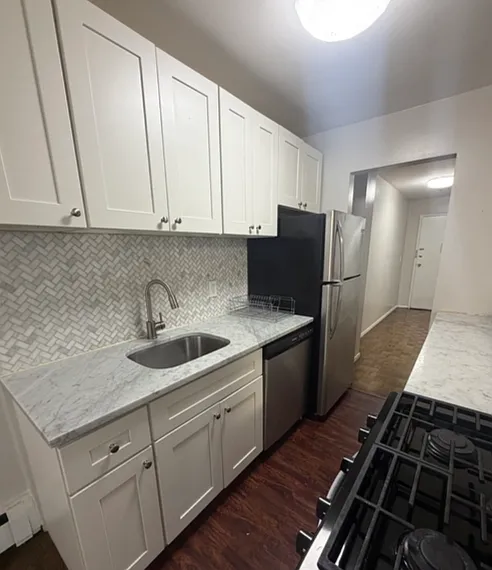 1 bed, 800 sqft, $2,195 — Photo 2