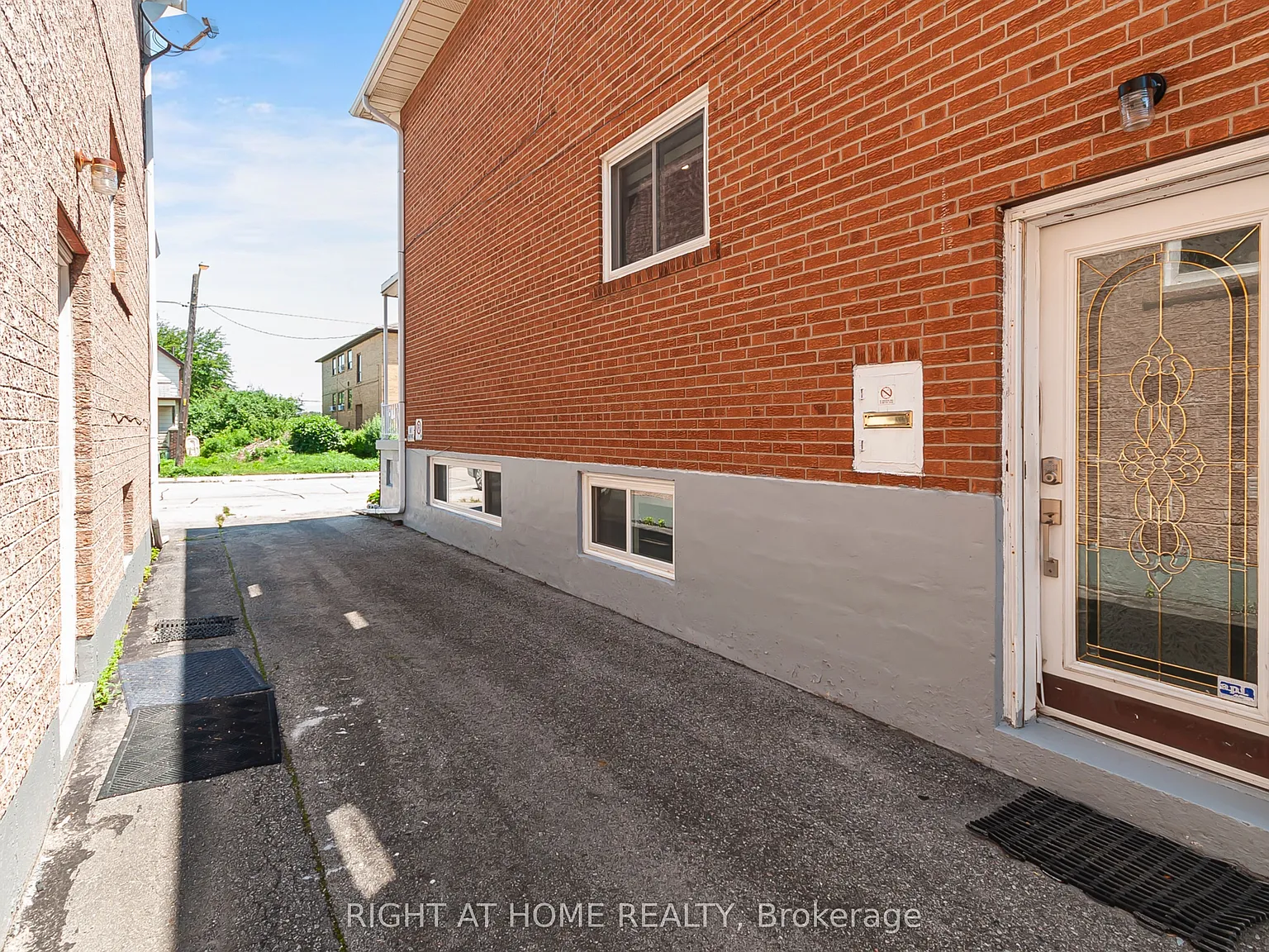 1 bed, $1,900 — Photo 2