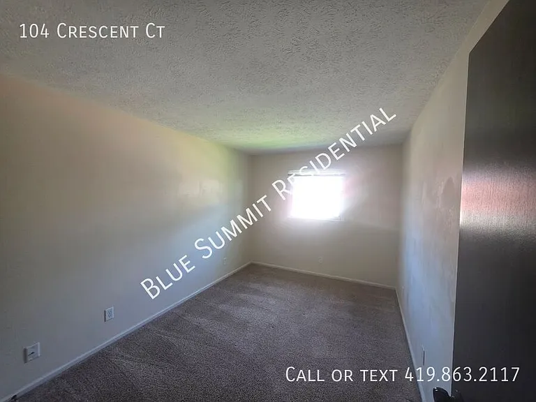 104 Crescent Ct — Photo 6