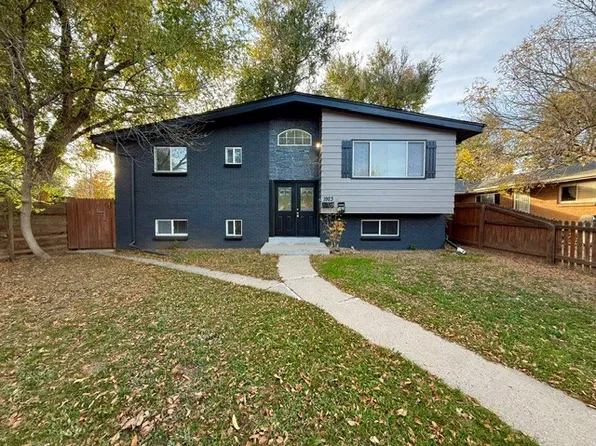 1923 Akron St, Aurora, CO 80010